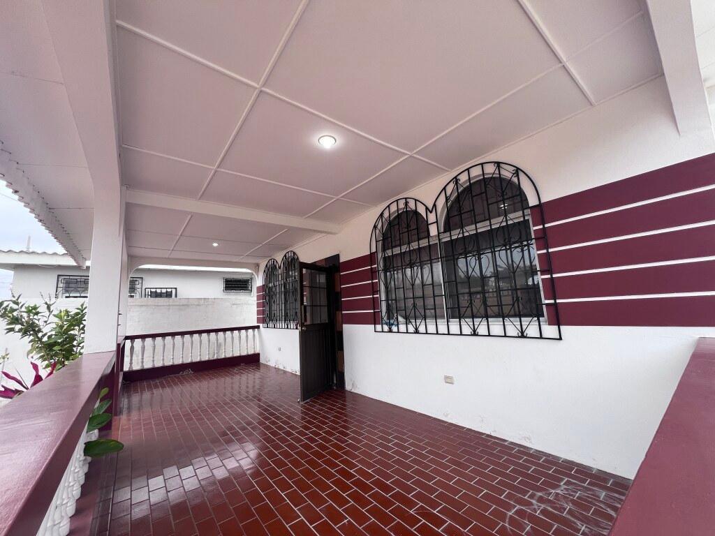 Terreno de 1.260 m² a 2 Calles Sobre La Principal — imagen 3