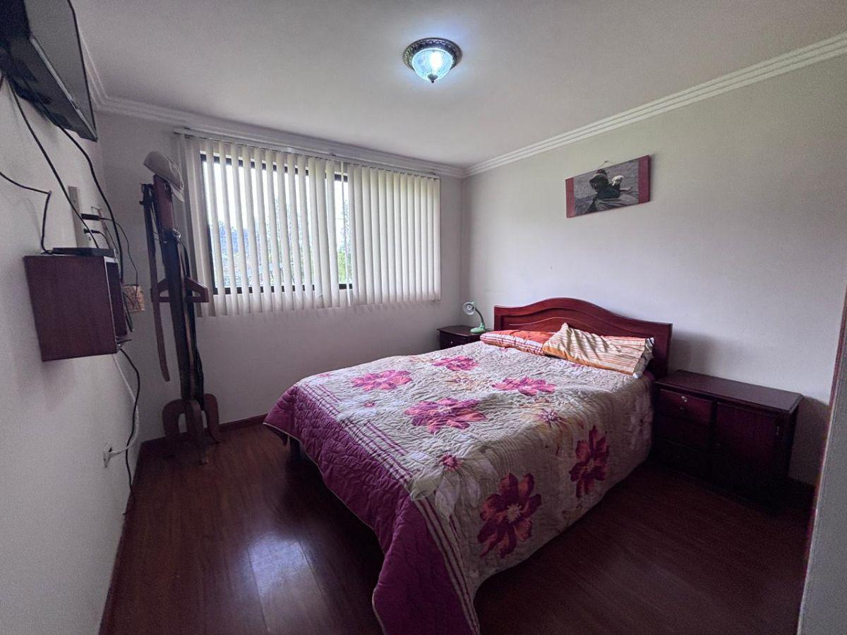 Casa en Venta – Ochoa León | Condominio Riberas de Machángara, Azuay — imagen 5