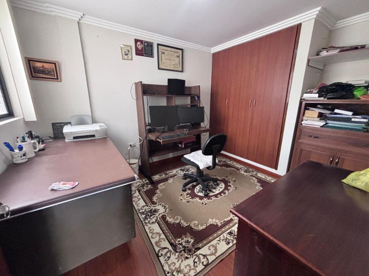 Casa en Venta – Ochoa León | Condominio Riberas de Machángara, Azuay — imagen 3