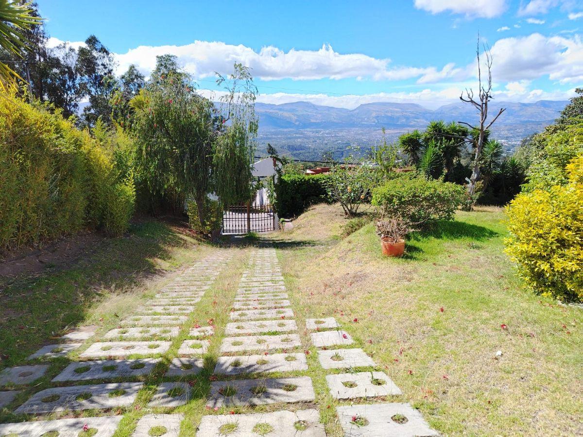 Casa en Venta con Suite Independiente Nayon | 440 m² Habitables, y 1.200 m² Area Verde — imagen 7