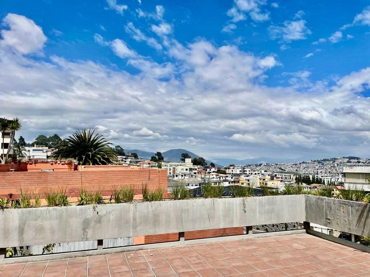 Casa en Venta Pinar Alto a 5 Minutos del Cc. El Bosque 813 m² Construcción y 1843 m² de Terreno — imagen 7