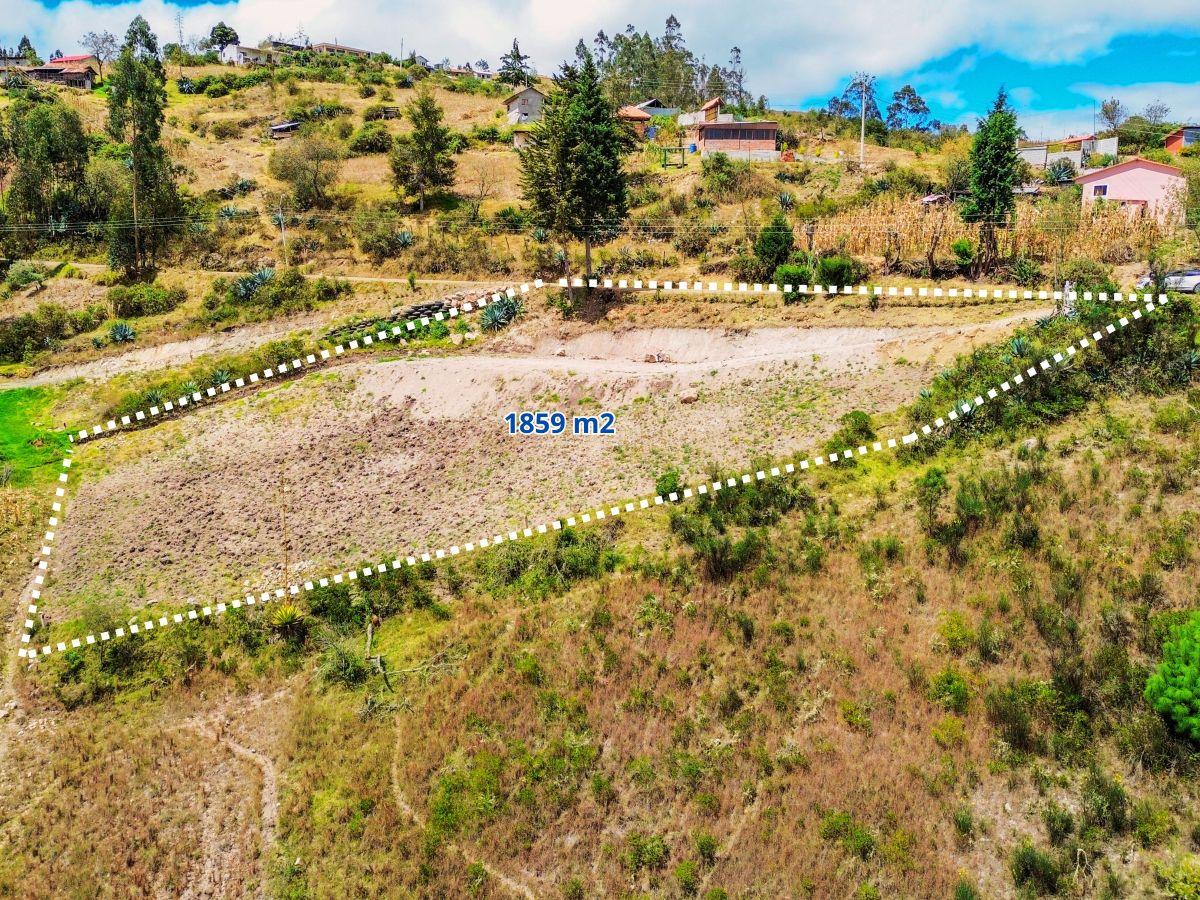 En Venta Terreno de 1859 m² en San Cristobal Paute, Azuay — imagen 9