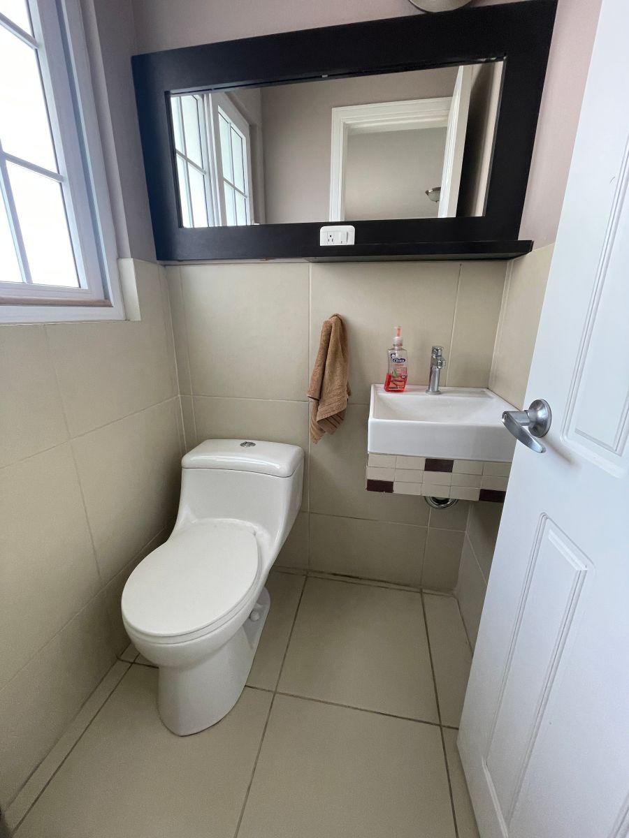 Hermosa Casa en Venta en La Armenia — imagen 3