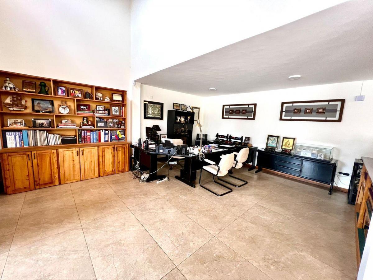 Mv - Sector Tumbaco, en Venta de Oportunidad por Viaje, Dpto 2d 300,85 m², Una Sola Planta — imagen 4