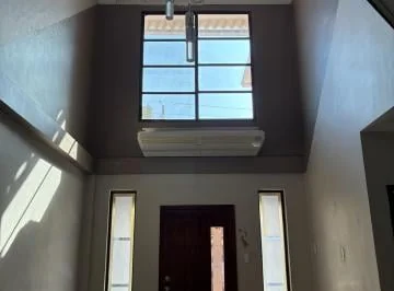 Casa - Venta 2 Pisos Urb. Valle Alto Paris Via a La Costa, Guayas — imagen 5