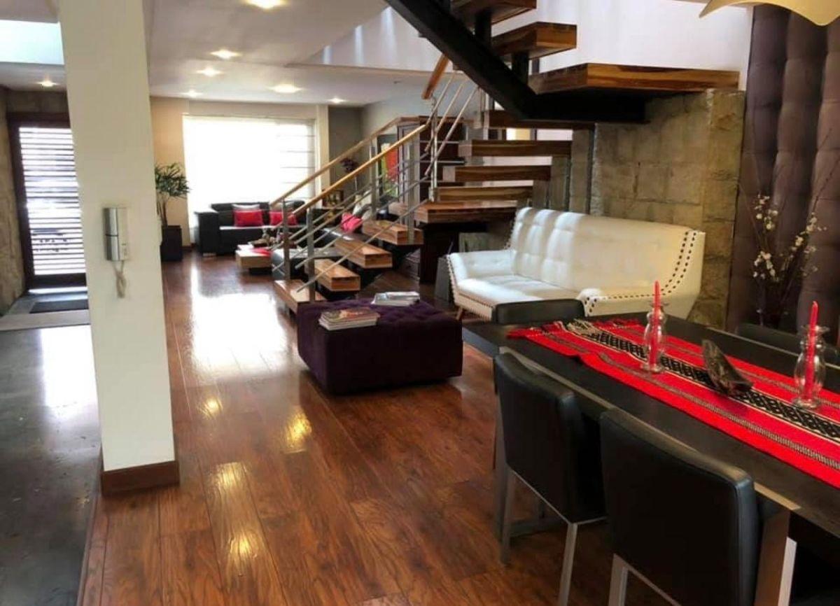 Hermosa Casa en Venta Excelente Ubicación Urbanización Río Sol, Azuay — imagen 8