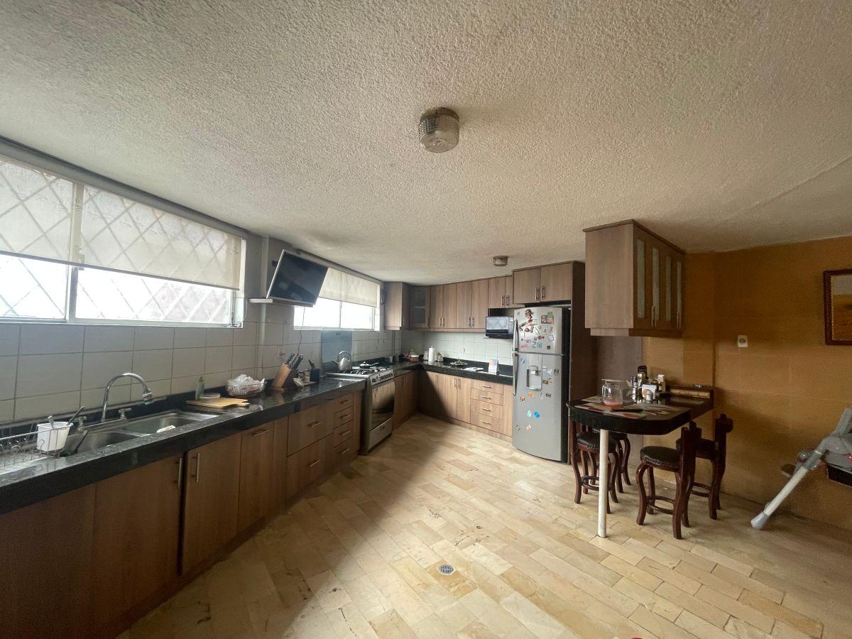 Vendo Casa de 4 Dorm. Sector Ponceano. Remodelada — imagen 5