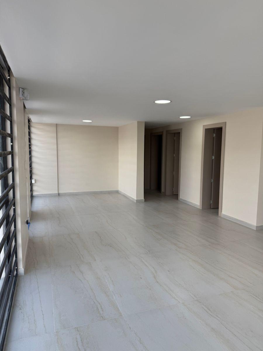Vendo Propiedad Comercial en Tumbaco Remodelada a Una Cuadra del Banco del Pichincha — imagen 3