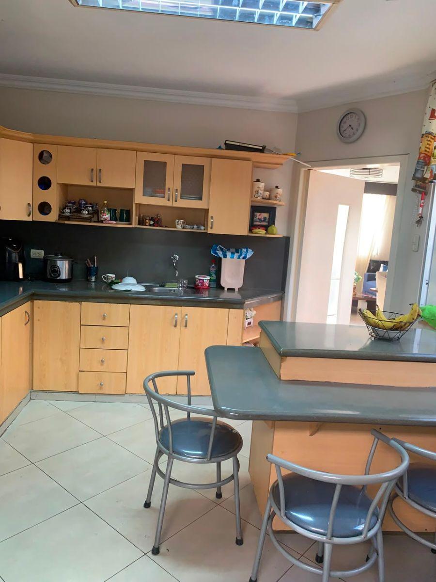 Vendo Hermosa Casa en Conjunto Cerrado, Urbanización San Felipe, Guardiania y Seguridad 24/7, Guayas — imagen 8