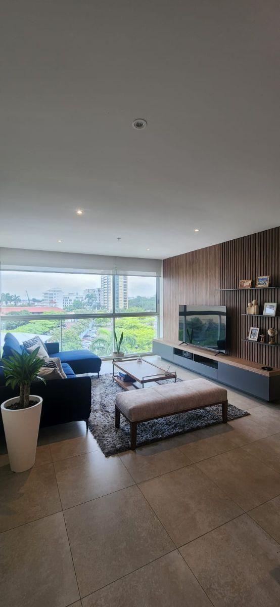 Samborondón Km 1.5 Departamento Arcos Plaza Vista a La Plaza en Venta, Guayas — imagen 10
