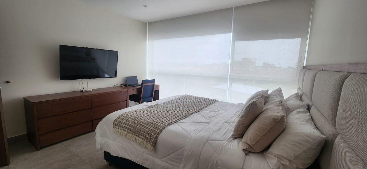 Samborondón Km 1.5 Departamento Arcos Plaza Vista a La Plaza en Venta, Guayas — imagen 8