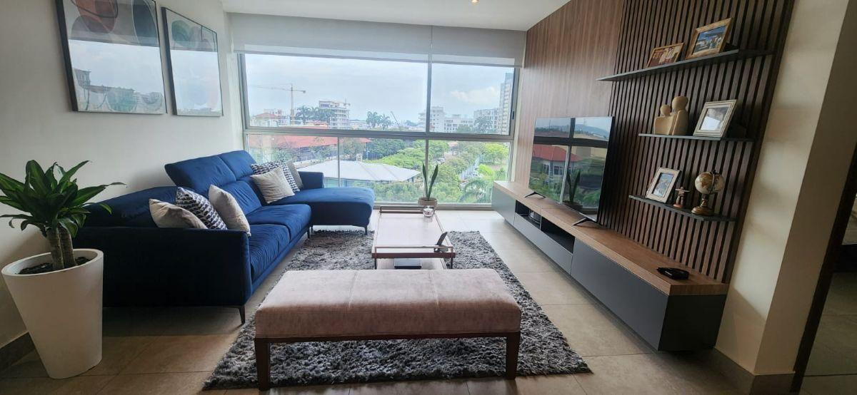 Samborondón Km 1.5 Departamento Arcos Plaza Vista a La Plaza en Venta, Guayas — imagen 2