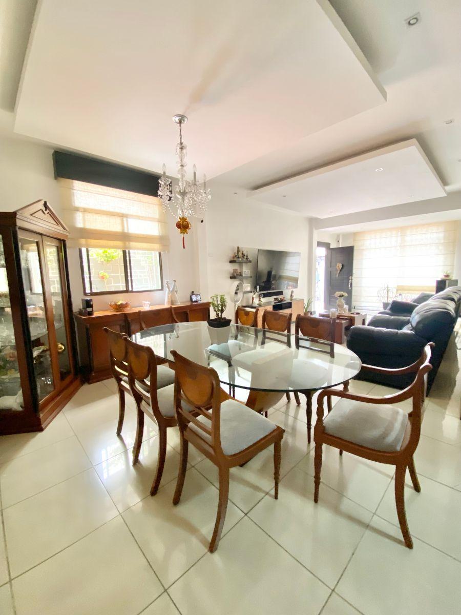 Casa de 350 m² con 7 Dorm. en Venta en Miraflores Uso Residencial Comercial, Guayas — imagen 10
