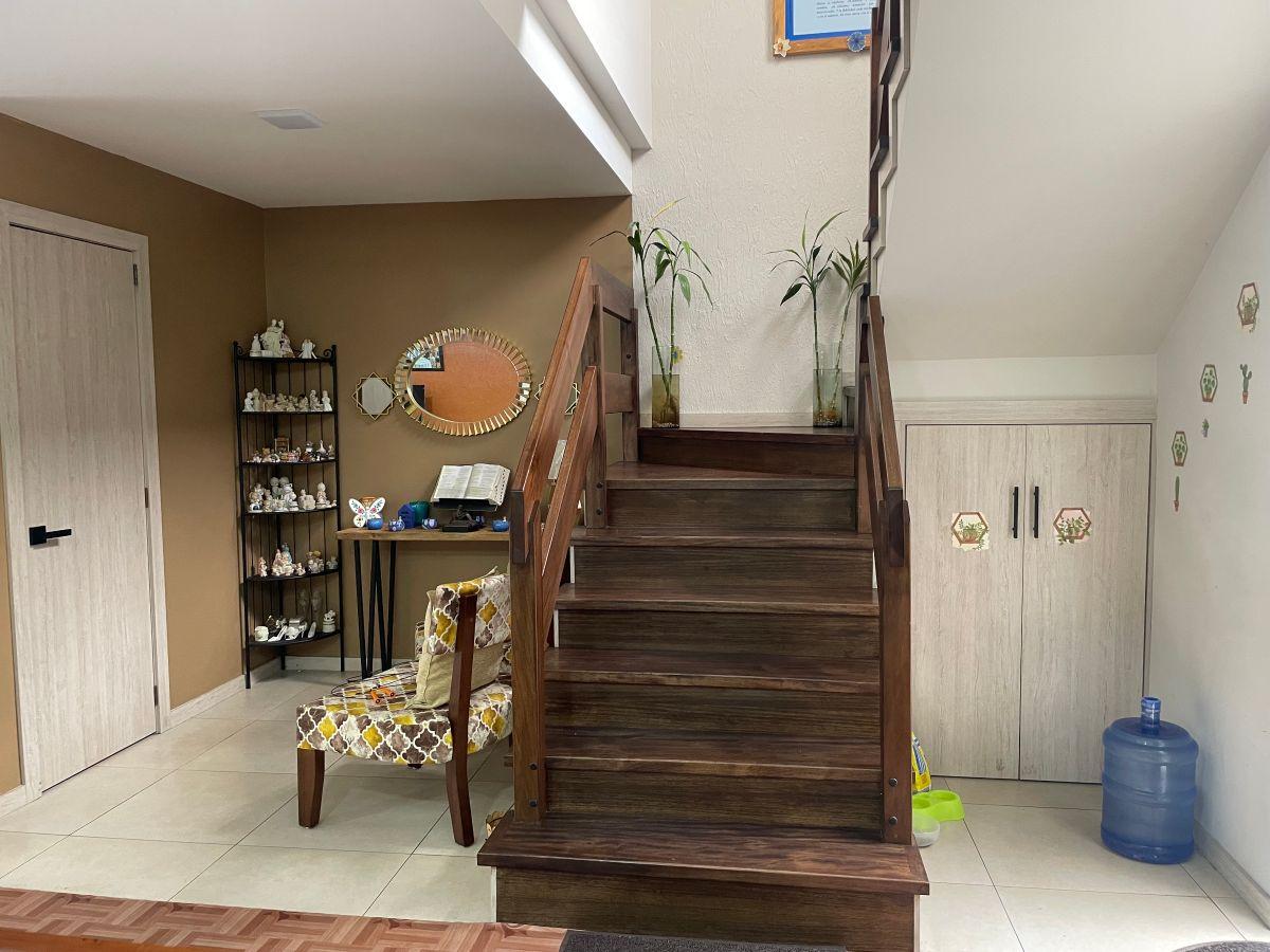 Casa en Venta 3 Dorm. Conjunto Privado Ricaurte, Azuay — imagen 2