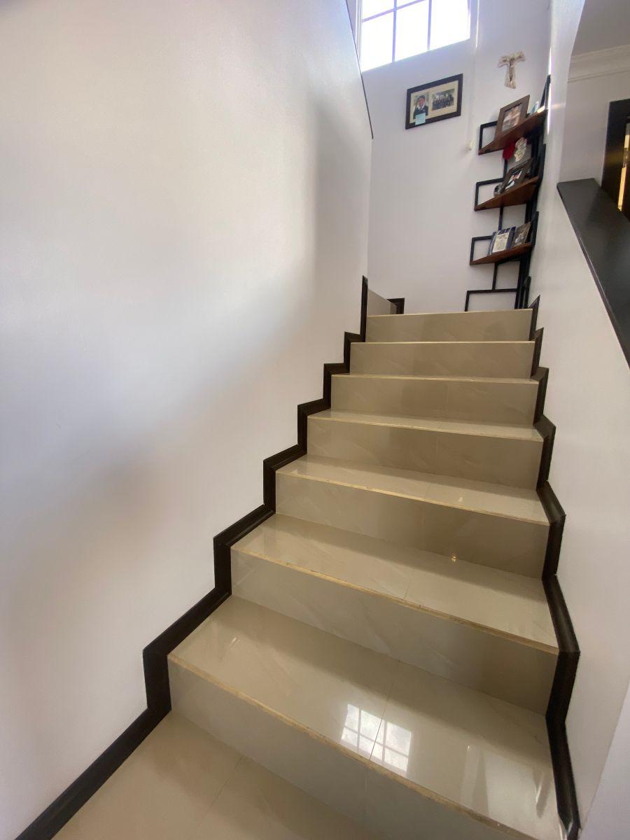 Casa con 232 m² de Terreno, 3 Habitaciones en Venta en Alangasí — imagen 4