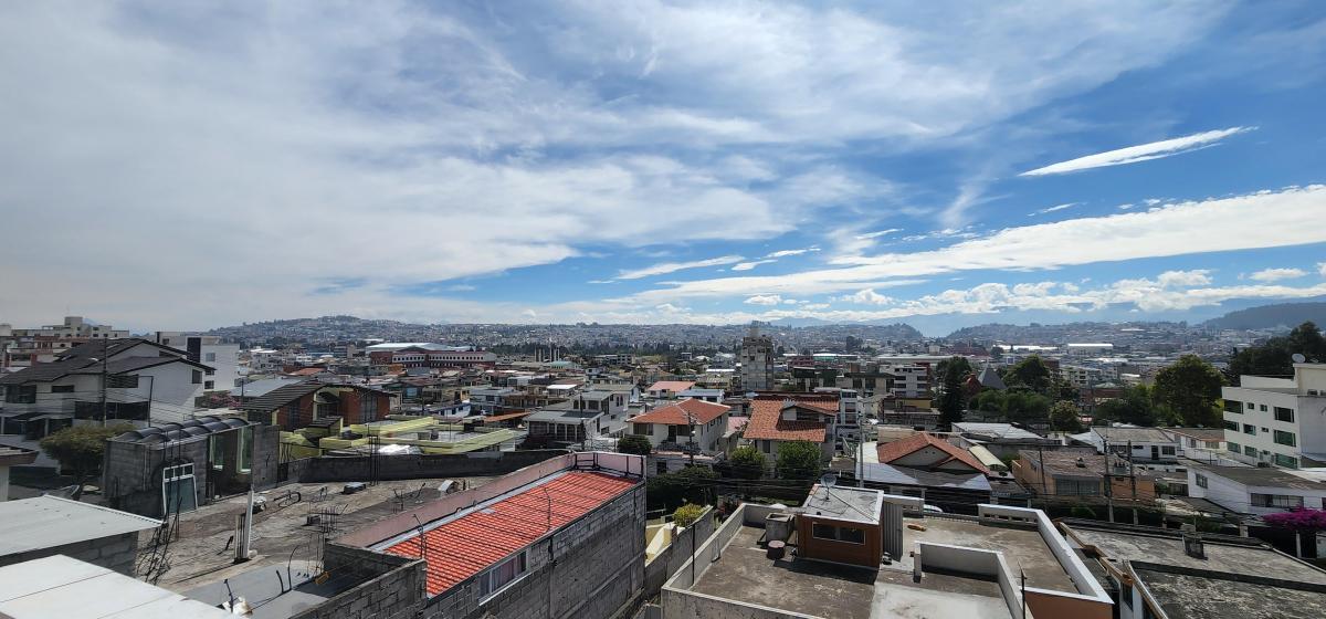 Venta de Casa 5 Dorm. El Pinar Bajo Independiente 469 m Areas Verdes — imagen 5