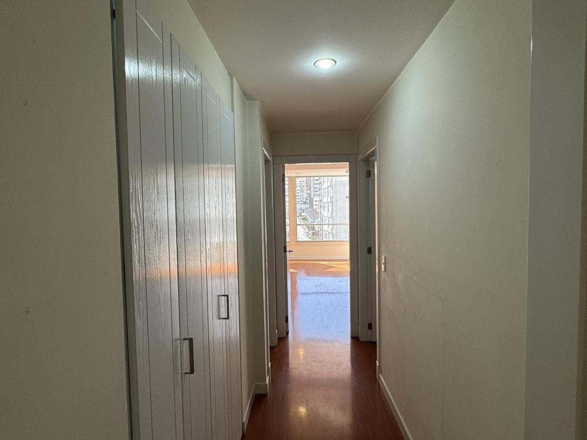 Venta Departamento de 2 Dorm. en La República de El Salvador Sector Carolina - Quito — imagen 3