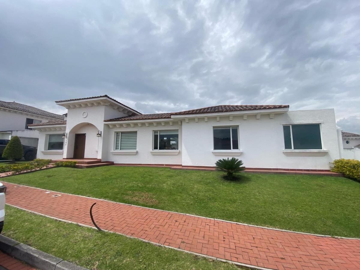 Casa de Una Planta de Venta en Sangolqui Hda Santa Clara — imagen 9