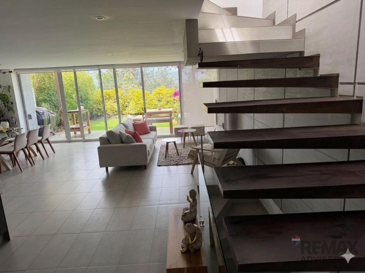 Venta Casa en Vista Colina, San Juan de Cumbayá, Quito, Ecuador — imagen 8