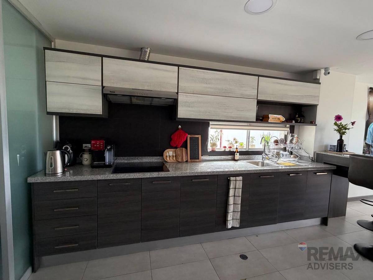 Venta Casa en Vista Colina, San Juan de Cumbayá, Quito, Ecuador — imagen 2