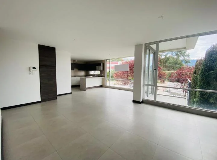 Departamento de Venta en Cumbaya Sector La Primavera — imagen 1