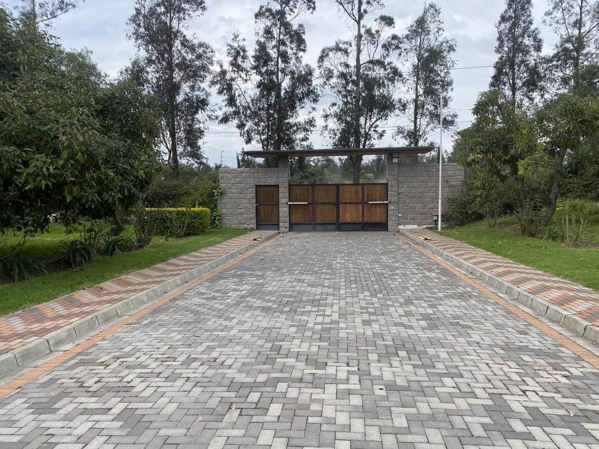Terrenos de Venta Dentro de Urbanización en Puembo. Espectaculares, Los Mejores de Puembo — imagen 4