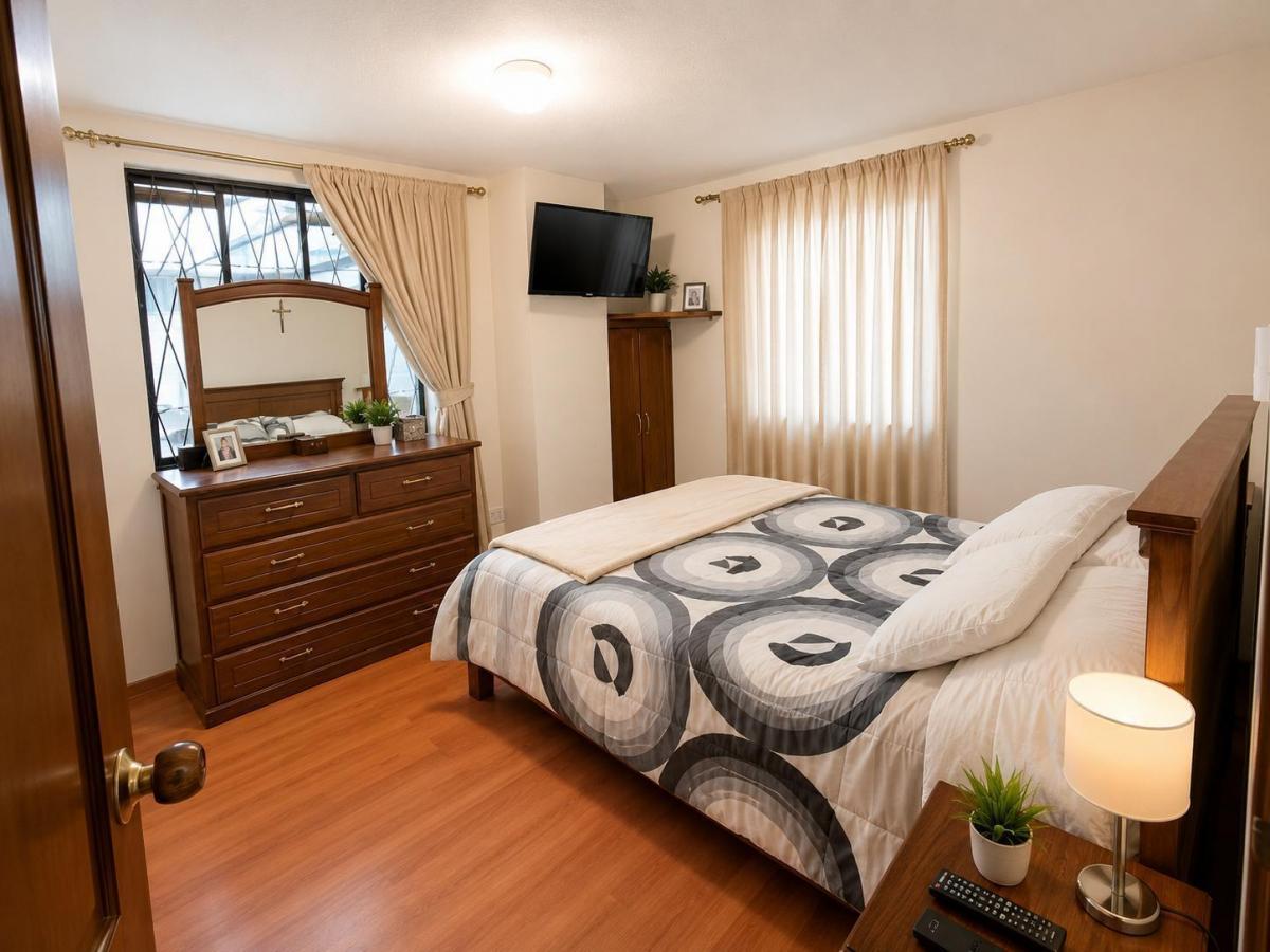 Casa en Venta con Departamento Dúplex y Suite | San José de Monjas — imagen 5