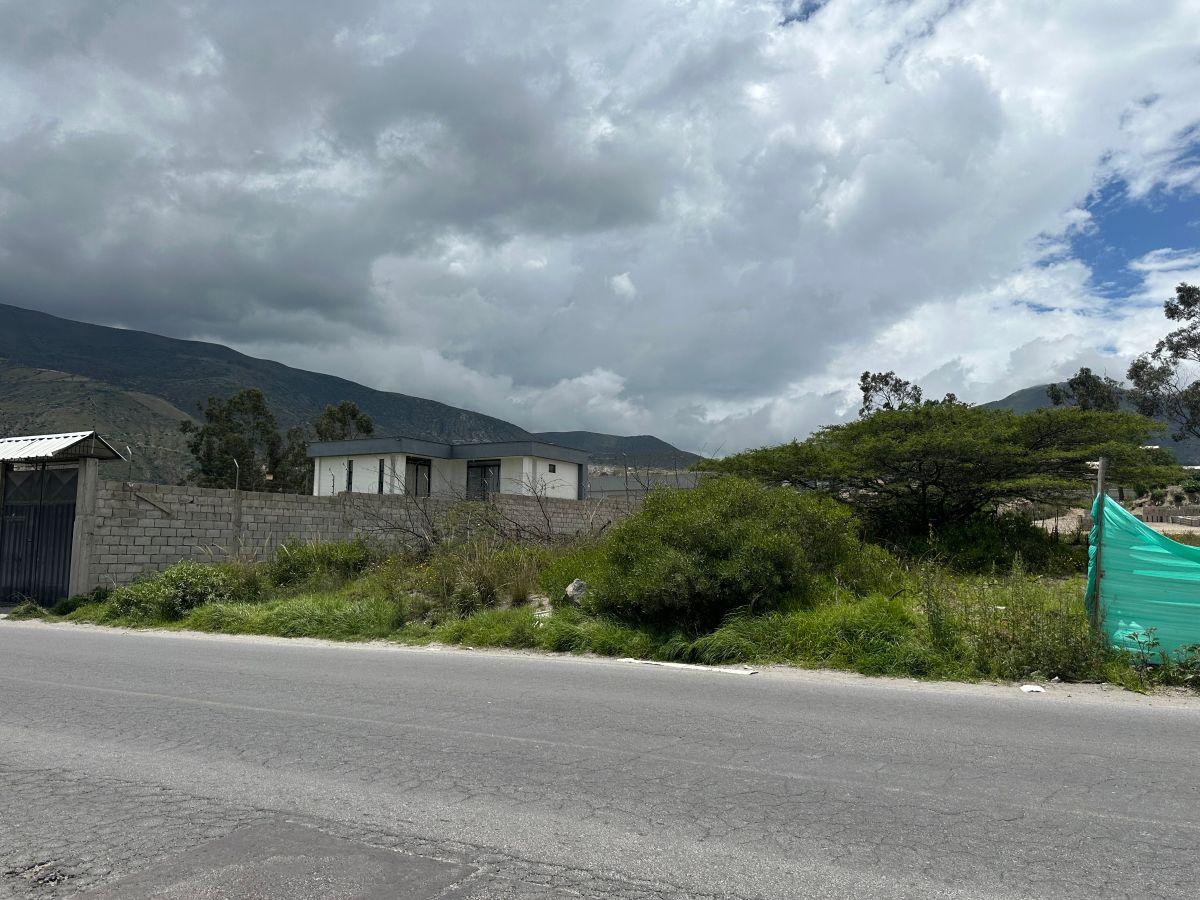 ¡Oportunidad! Vendo Hermoso Terreno de 600 m² Cercano Al Monumento de La Mitad del Mundo — imagen 7