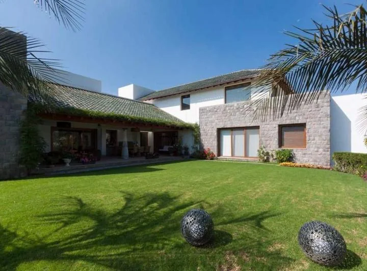 Casa de 1.000 m² con 4 Habitaciones, Piscina de Venta en Cumbayá — imagen 1