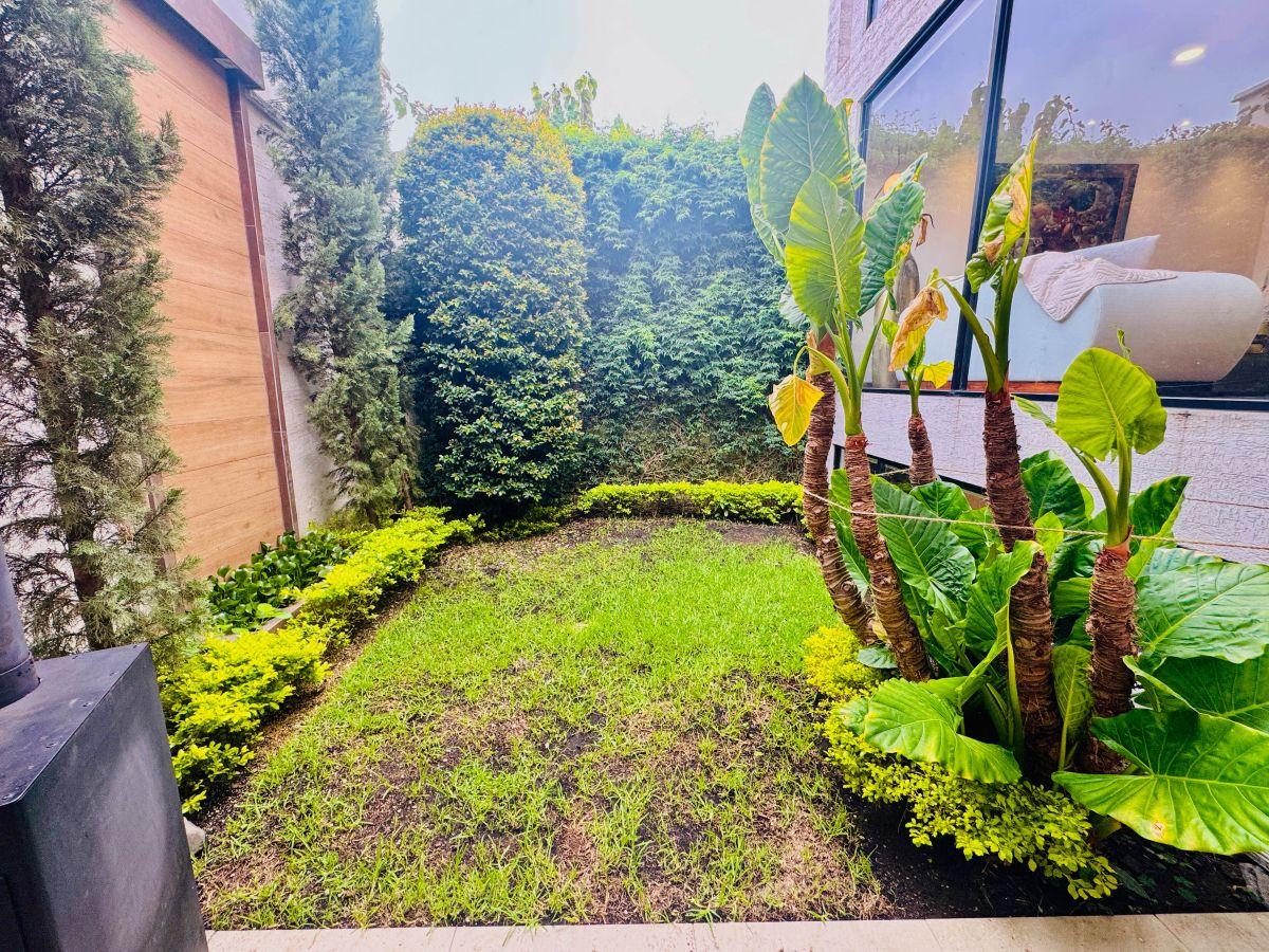 Casa en Venta Centro de Cumbaya — imagen 2