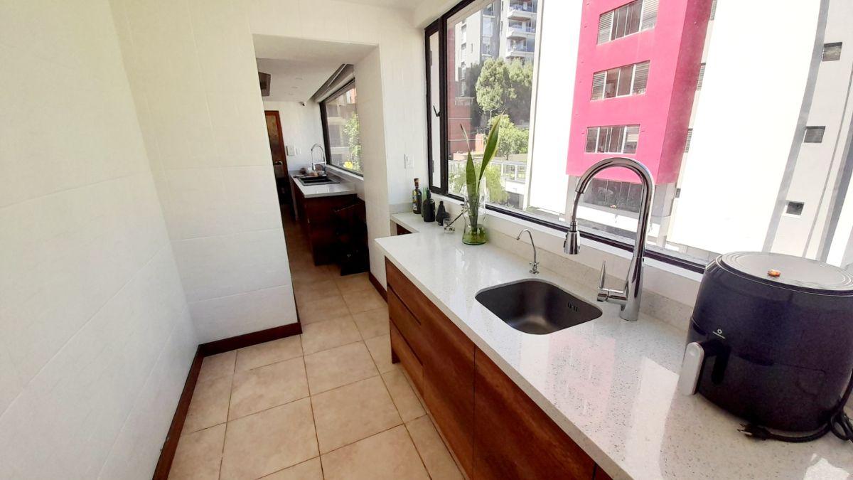 Venta Departamento Dúplex - Sector Bellavista Iñaquito — imagen 3