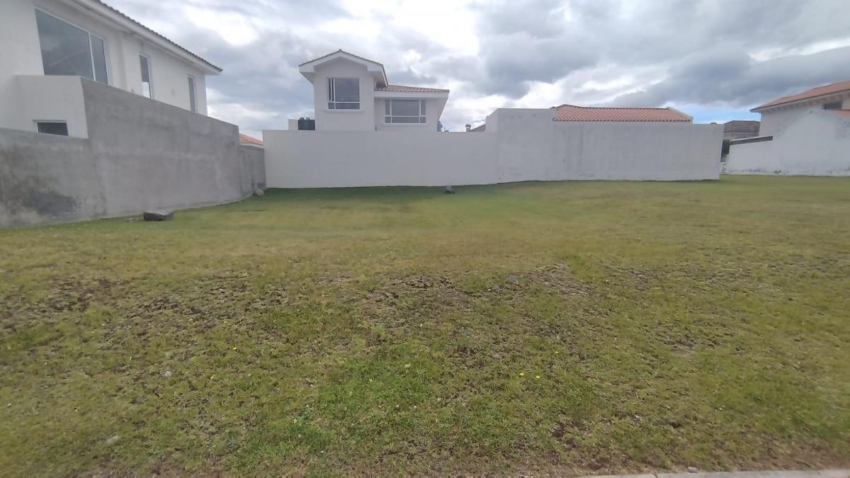Venta de Hermoso Terreno, 250 m², Urb. Santa Clara, Valle de Los Chillos — imagen 4