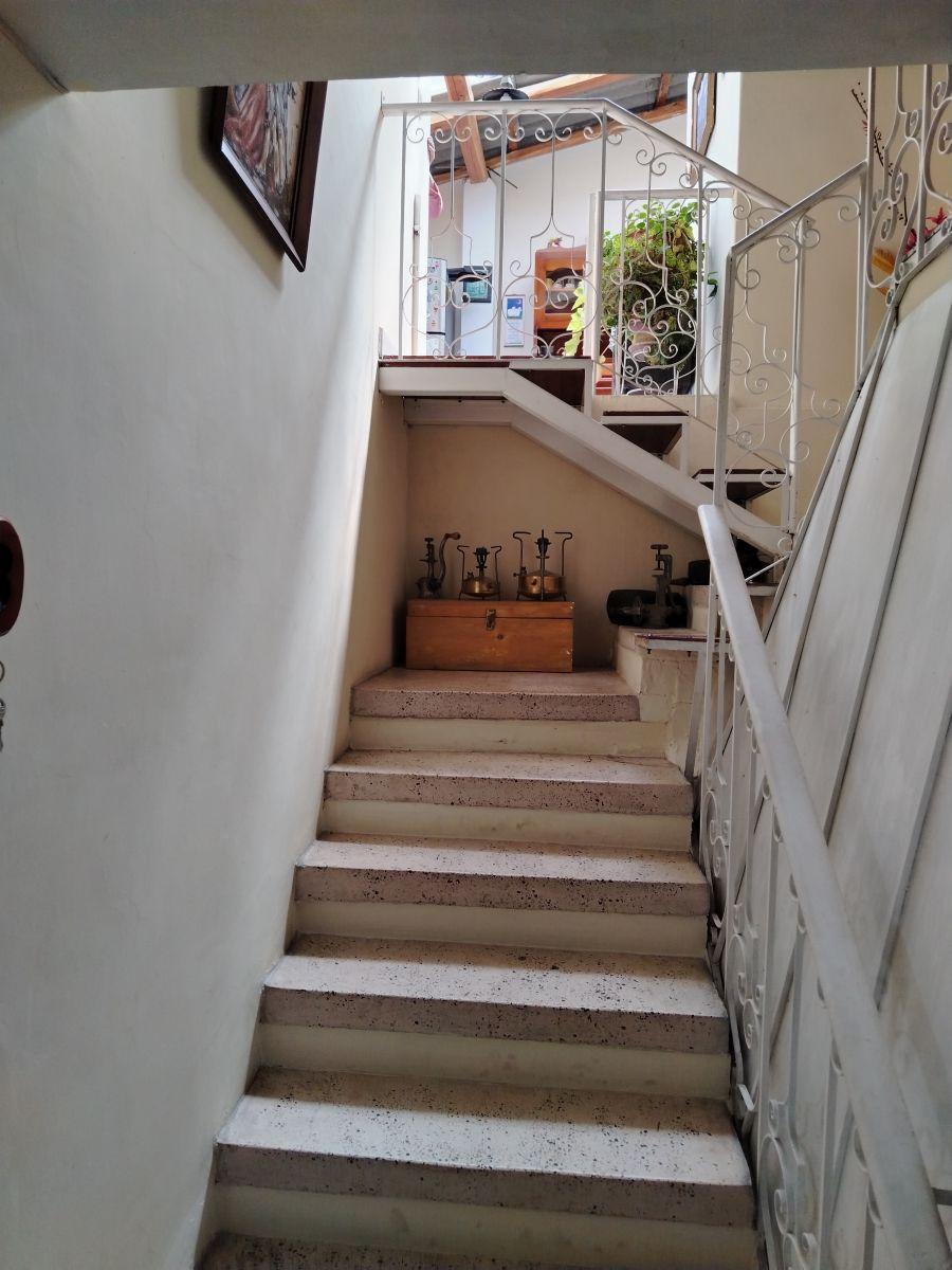 Vendo Casa Rentera de 2 Departamento Una Casa y un Local Sector Conocoto — imagen 3
