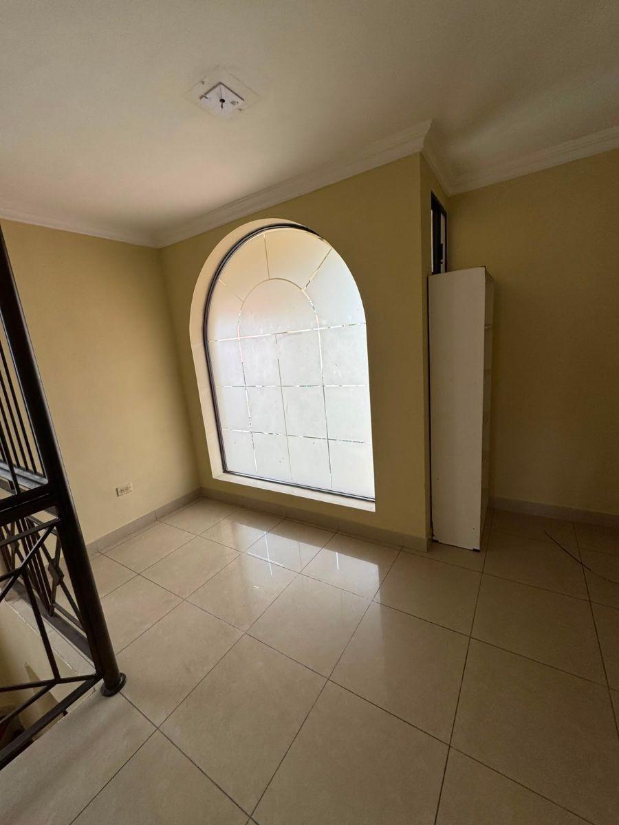 Casa de 255 m² con 3 Dorm. en Venta en Samborondón Us$260.000, Guayas — imagen 10