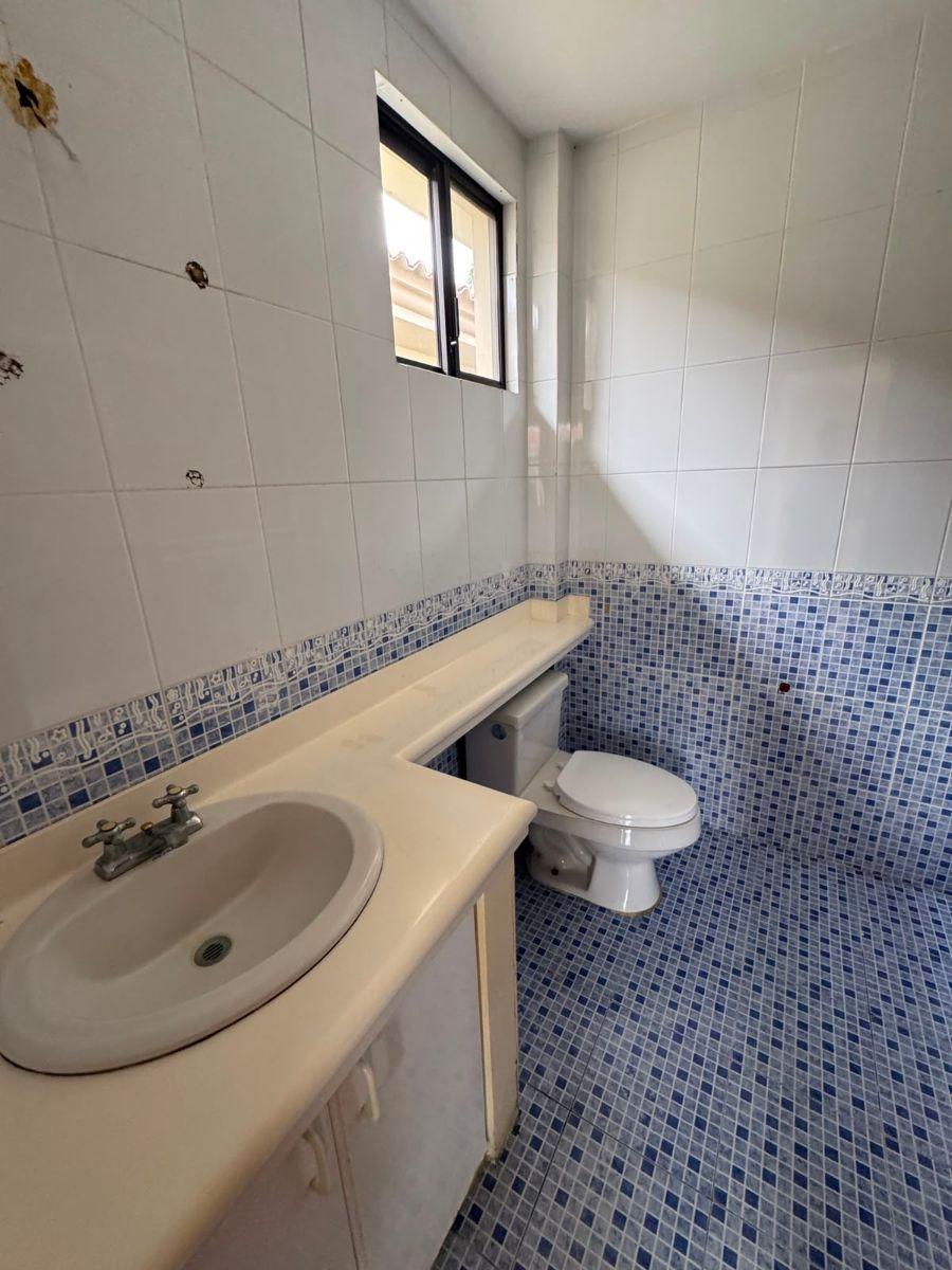 Casa de 255 m² con 3 Dorm. en Venta en Samborondón Us$260.000, Guayas — imagen 4