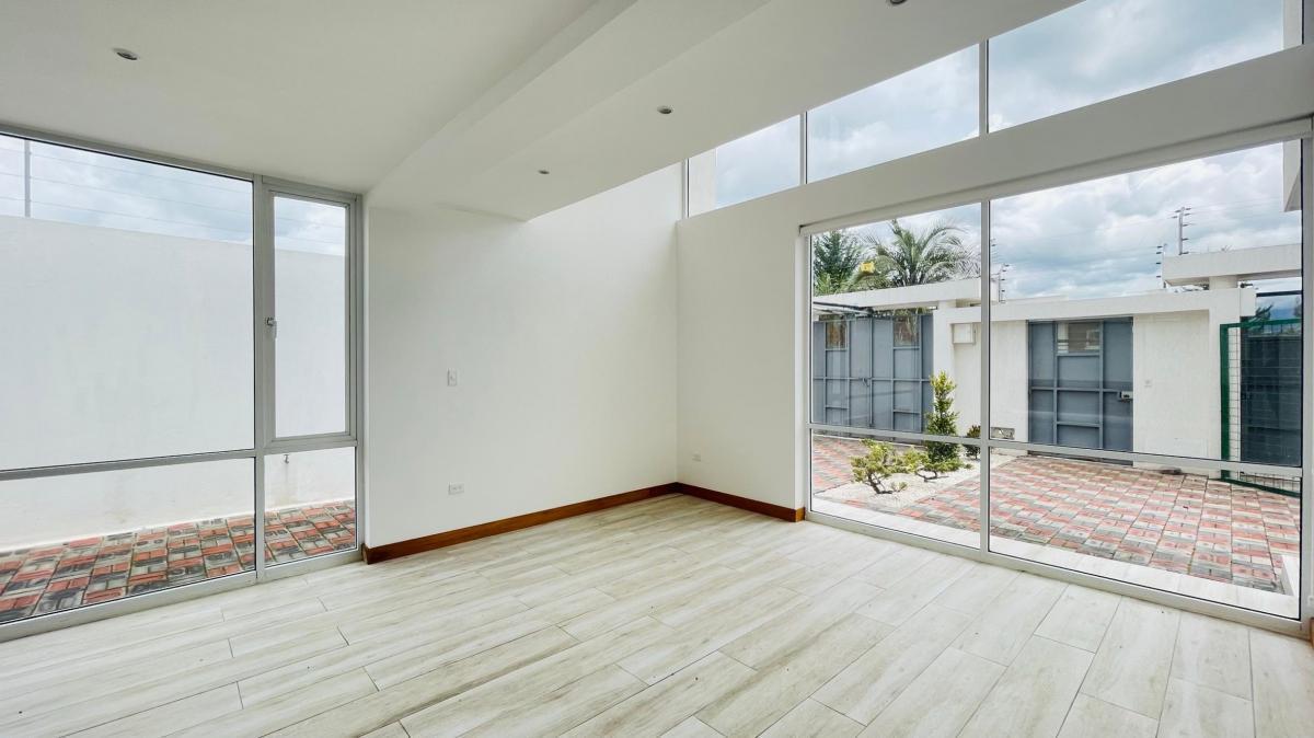 Venta Casa 3 Dorm. - Conjunto El Eden - Puembo — imagen 9