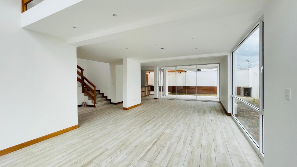 Venta Casa 3 Dorm. - Conjunto El Eden - Puembo — imagen 8
