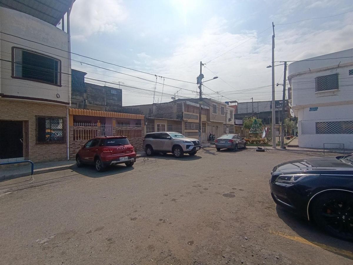 Casa en Venta en Sauces 6 Gabr, Guayas — imagen 3