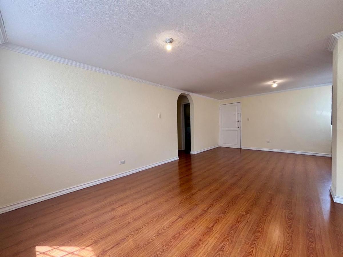 Venta de Oportunidad en Quito Norte Amplio Departamento de 3 Dorm. — imagen 9