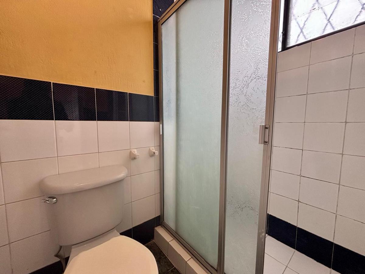 Venta de Oportunidad en Quito Norte Amplio Departamento de 3 Dorm. — imagen 5