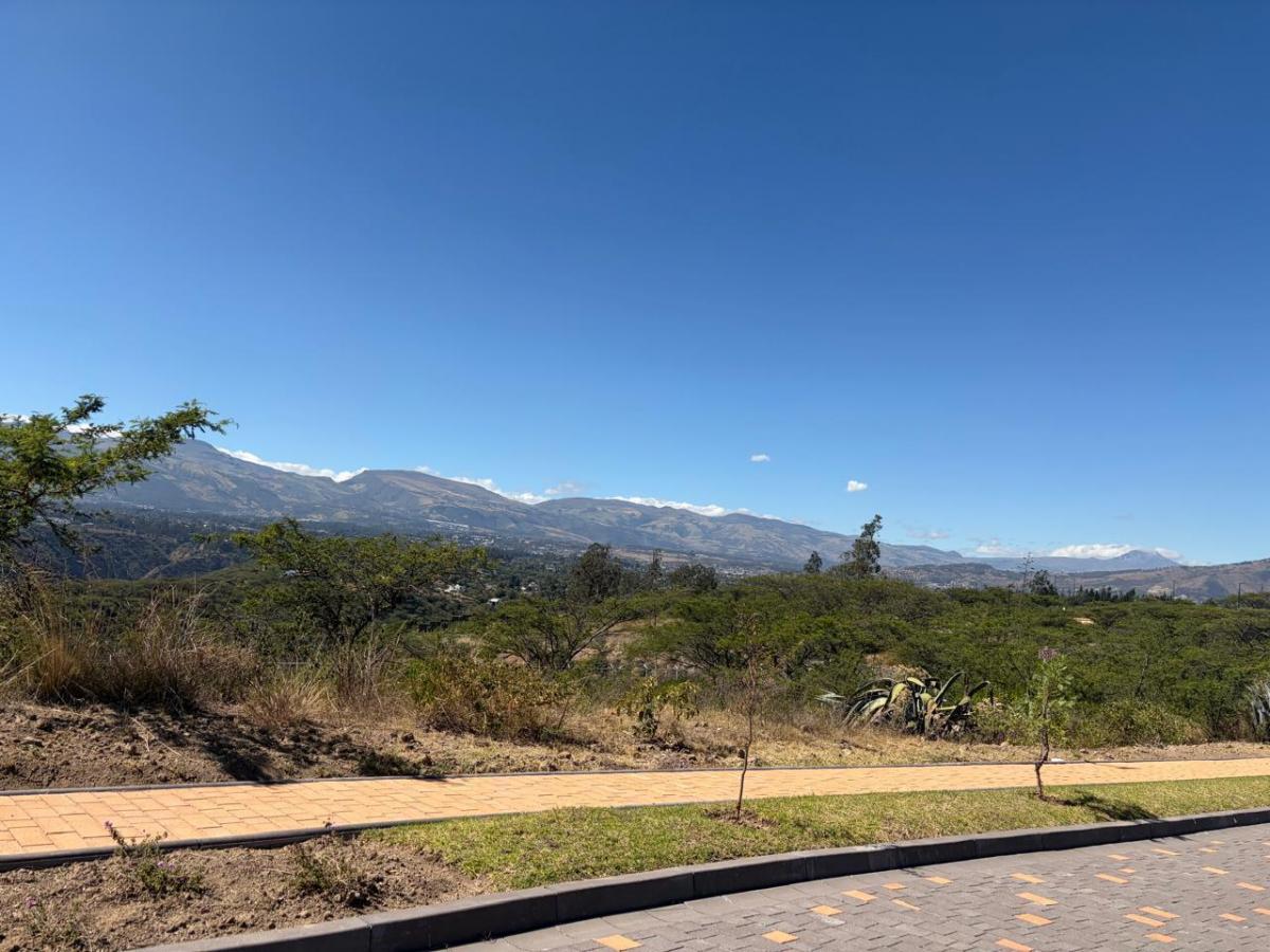Mcl - Venta de Terreno Dentro de Napakuna - Urbanizacion de Lujo - Tumbaco — imagen 8