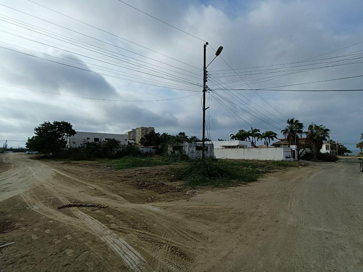 Vendo Terreno Esquinero a Tan Solo 2 Calles de La Playa en La Milina Salinas — imagen 8
