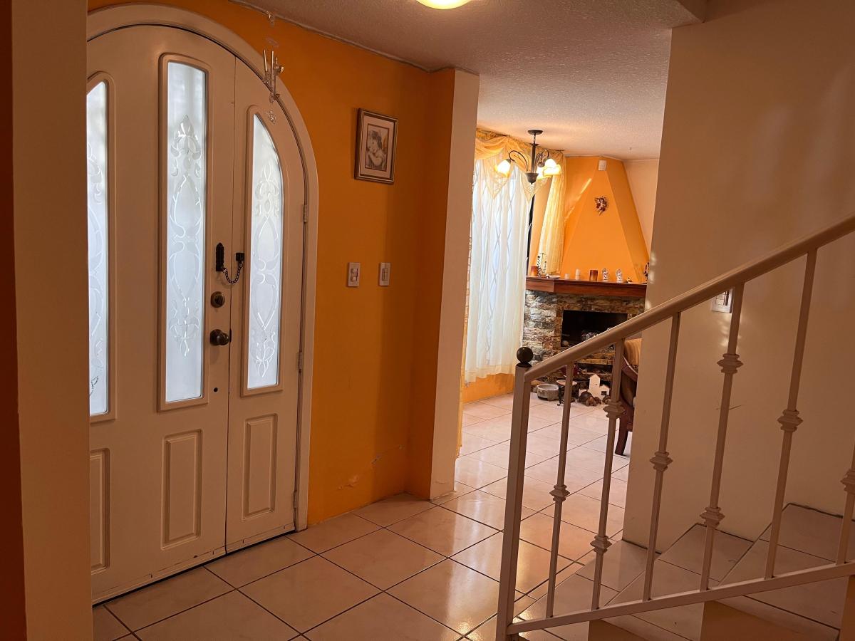 Venta Casa en Calderón Sector Sierra Hermosa a Dos Cuadras Hospital Docente de Calderón — imagen 7