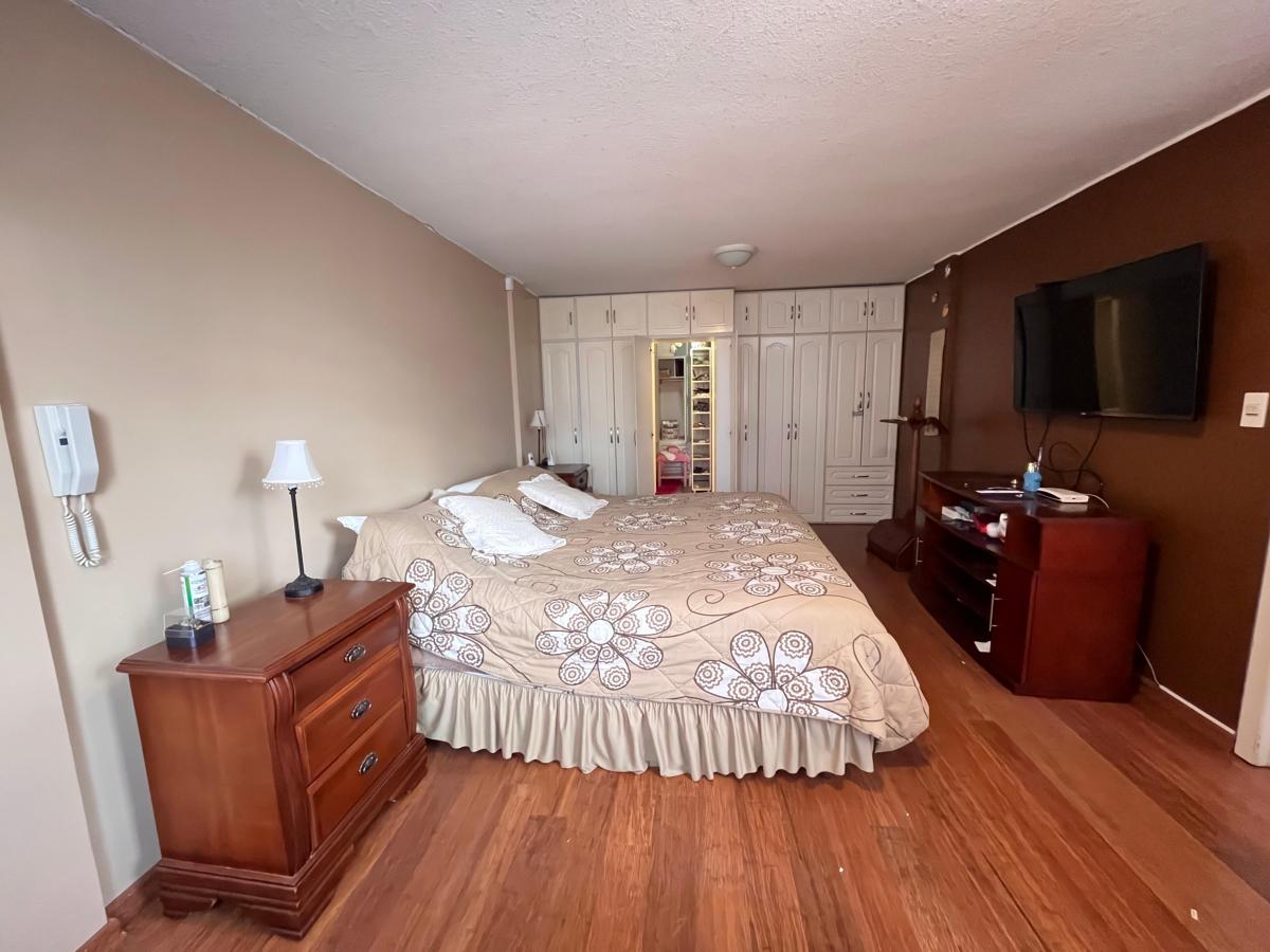 Venta Casa en Calderón Sector Sierra Hermosa a Dos Cuadras Hospital Docente de Calderón — imagen 2