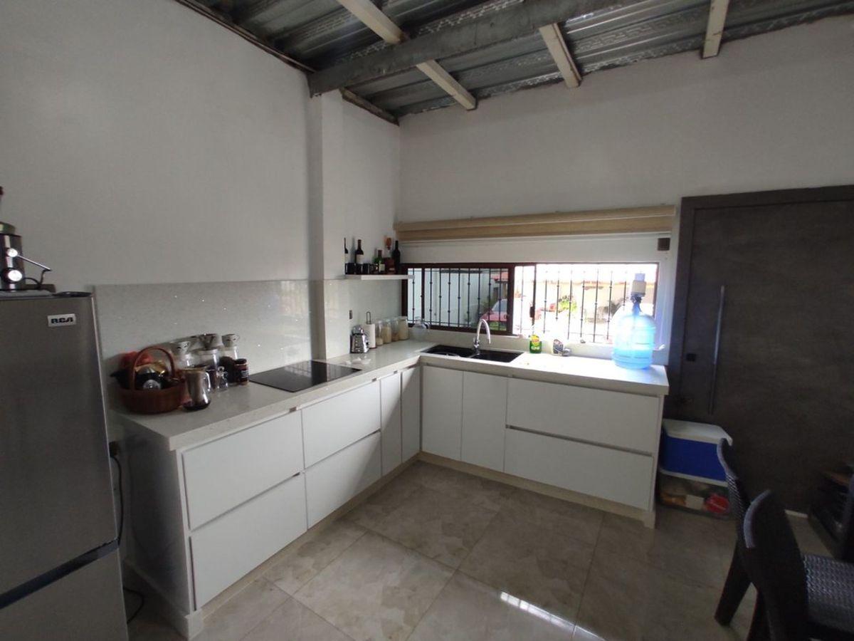 Casa con Amplio Terreno de Venta en San Lorenzo, Manabí — imagen 6