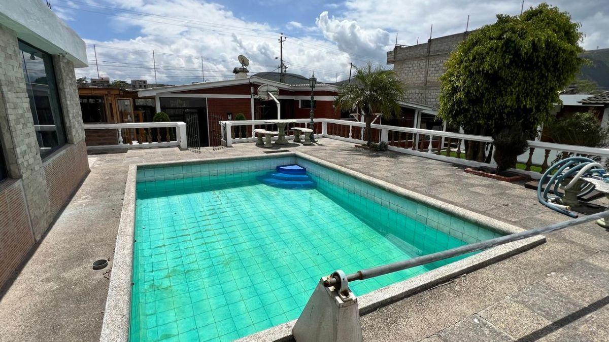En Venta Casa con Piscina Mitad del Mundo, San Antonio de Pichincha | $270.000 — imagen 10