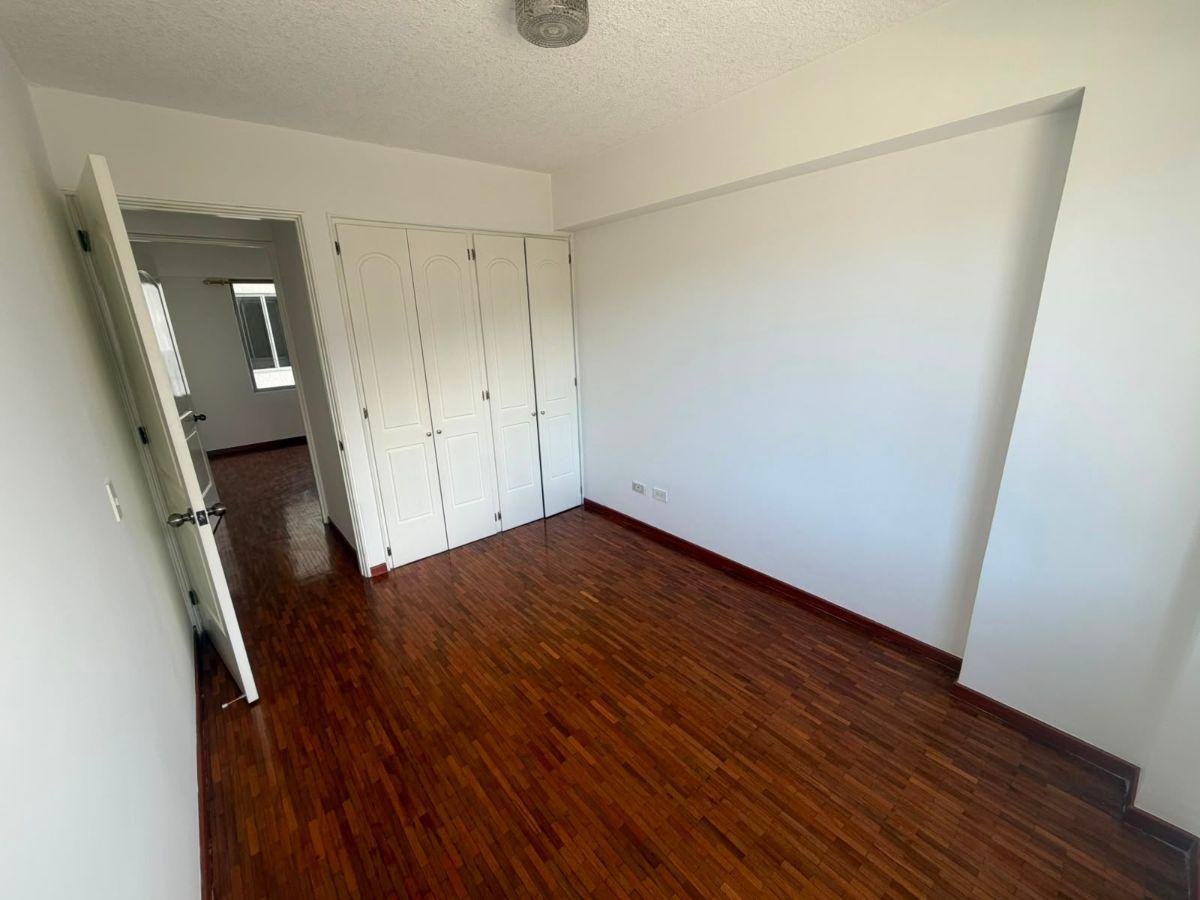 Departamento en Venta 78 m² Quito Jipijapa — imagen 6