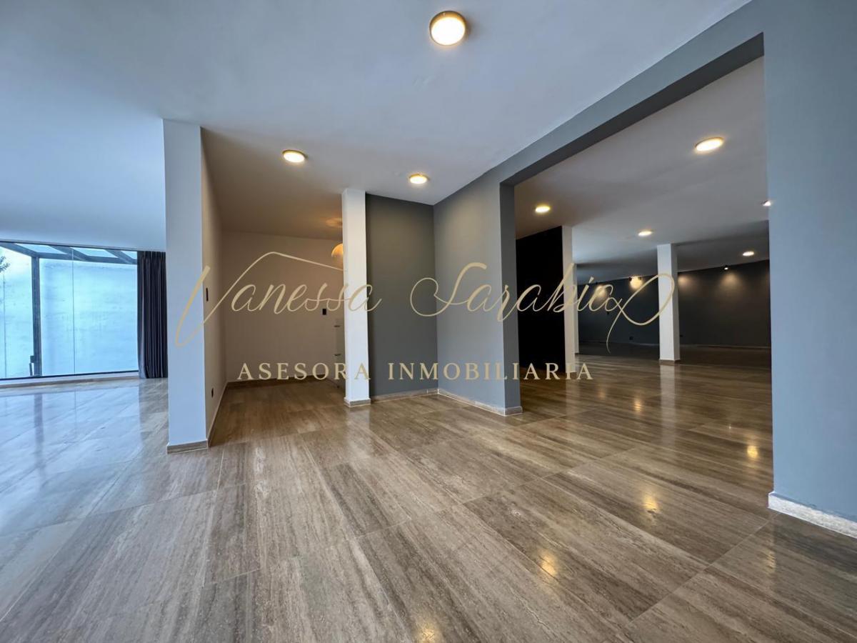 Vendo Casa Independiente Remodelada en La Gonzales Suarez, Quito - Ecuador — imagen 8
