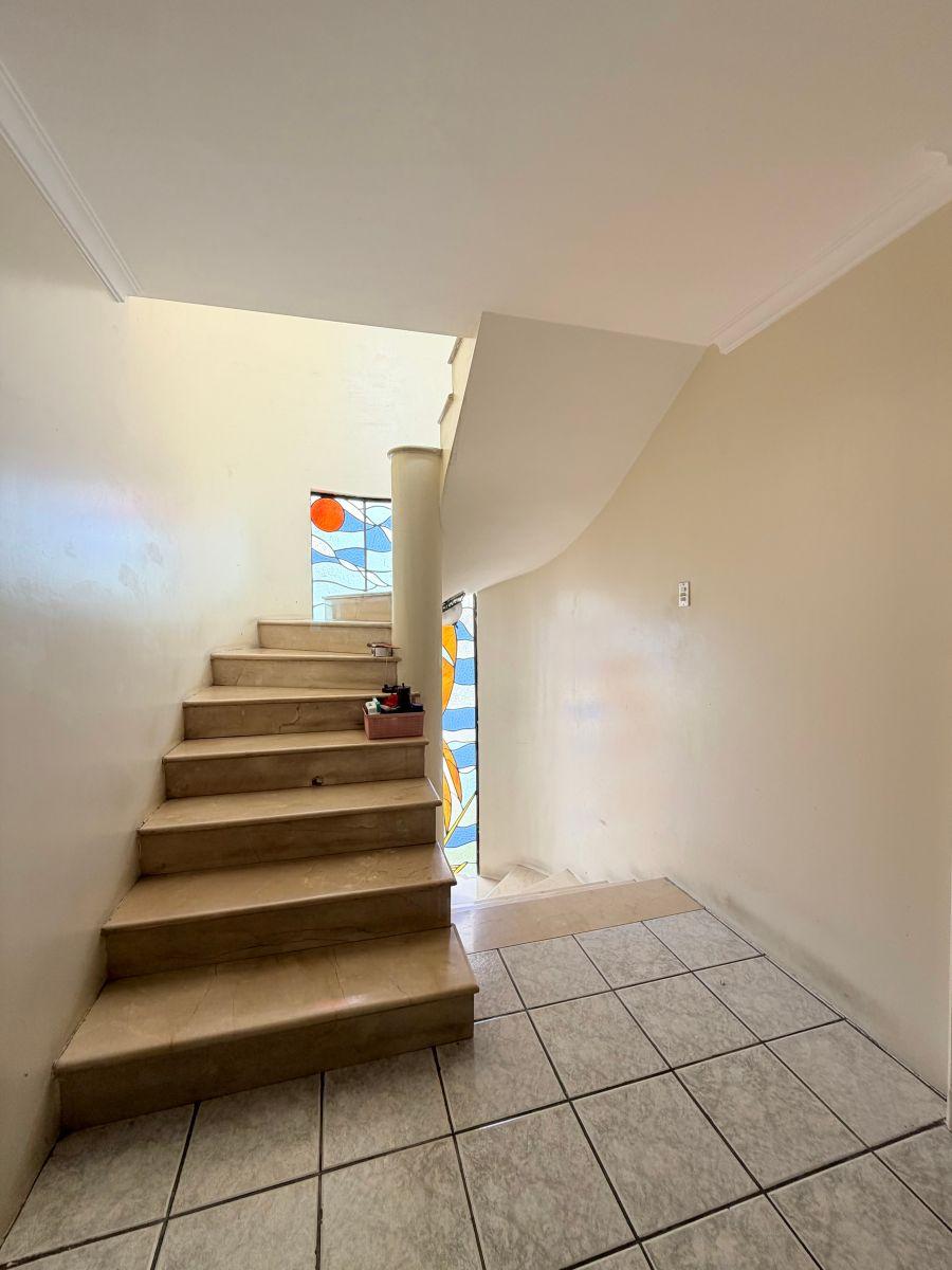 Urb Goleta Casa en Venta 4 Dorm., Guayas — imagen 2