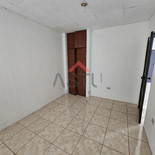 Se Vende Departamento en Ayacucho y José Mascote, Guayas — imagen 4